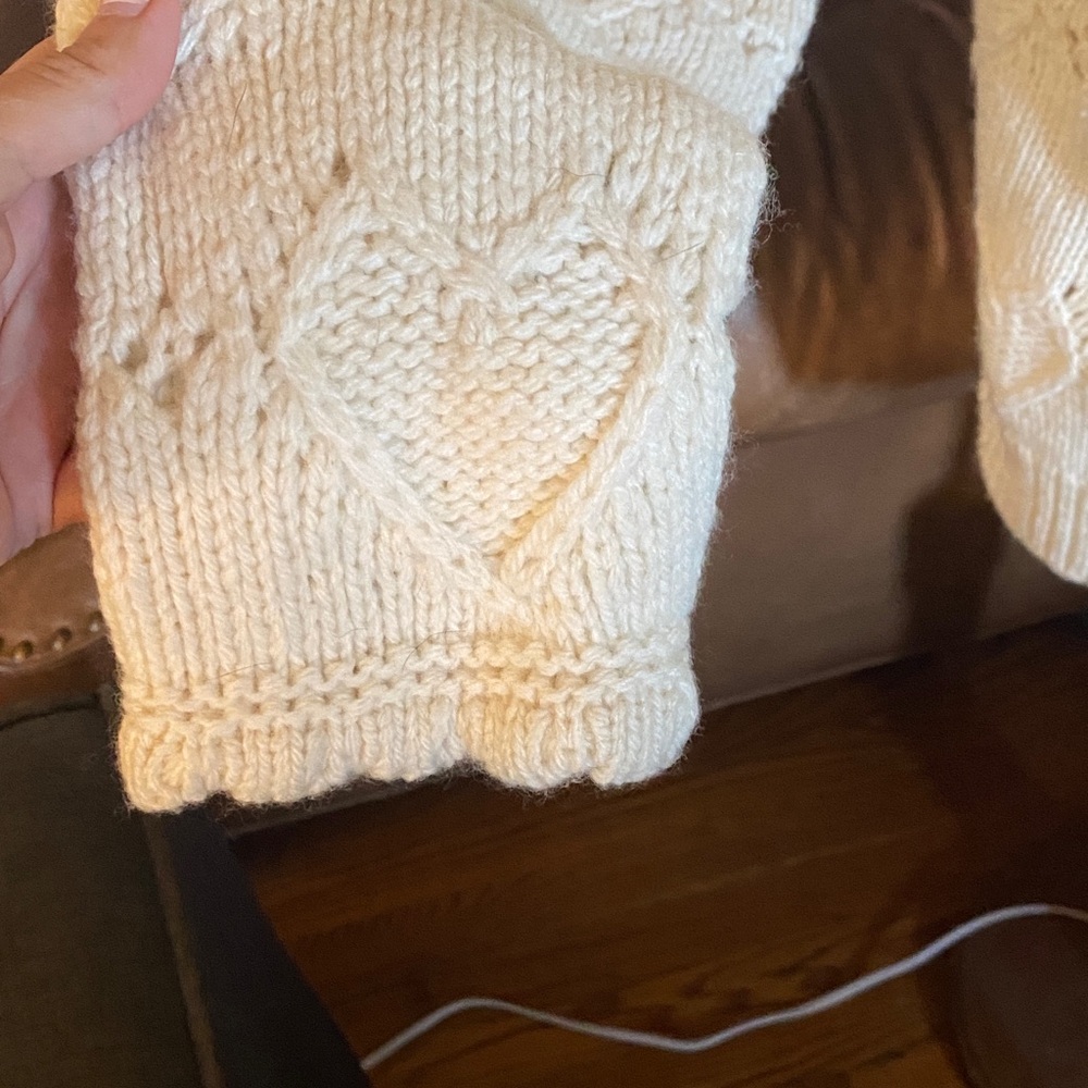 Coach Cream cable knit Sweater with Red Heart - Picture 5 of 6